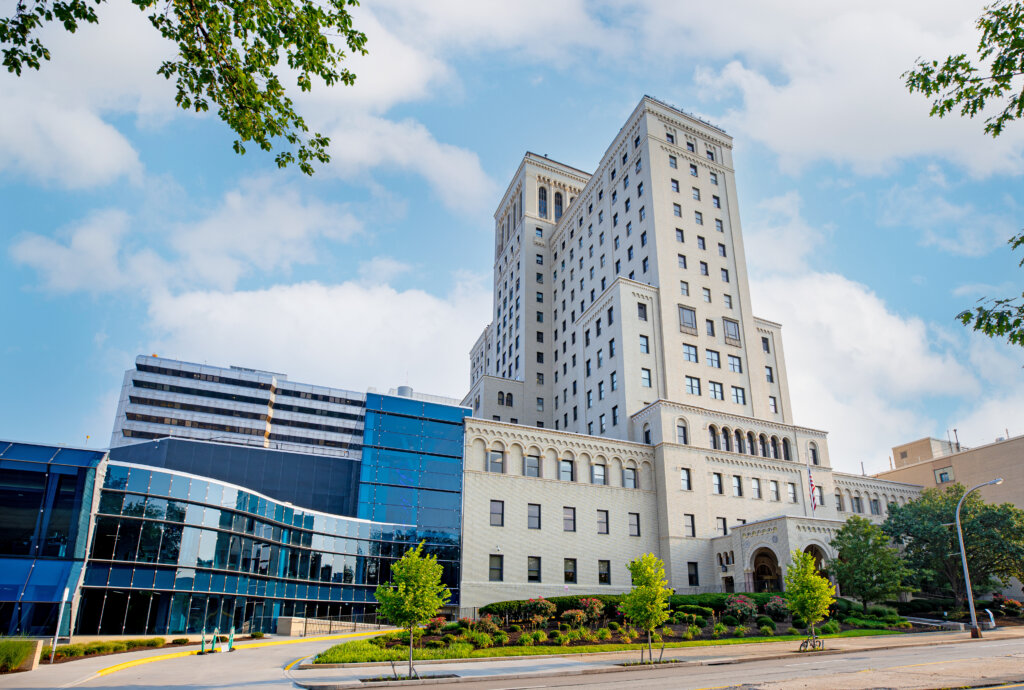 AGH Cancer Center